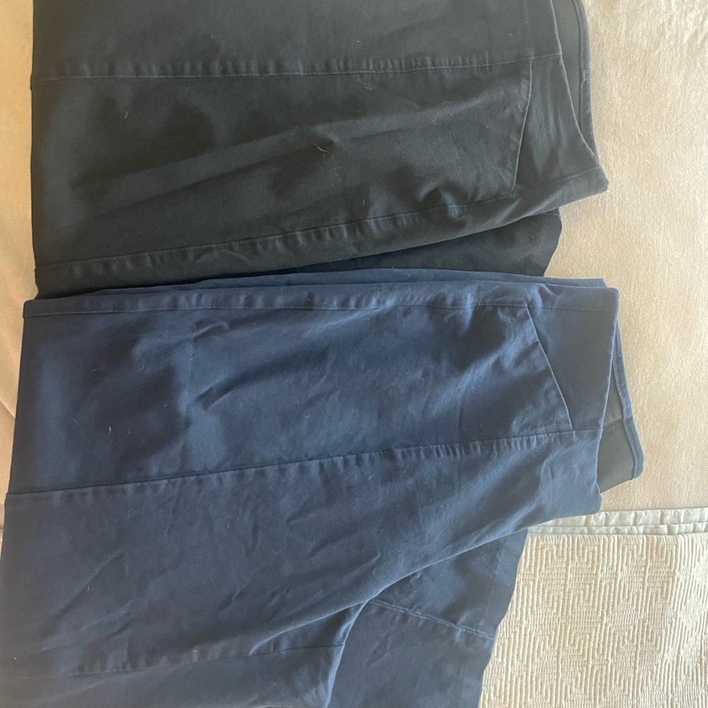 2 Old Navy Wide Leg Pixie Pants- Navy and Black. Size XL